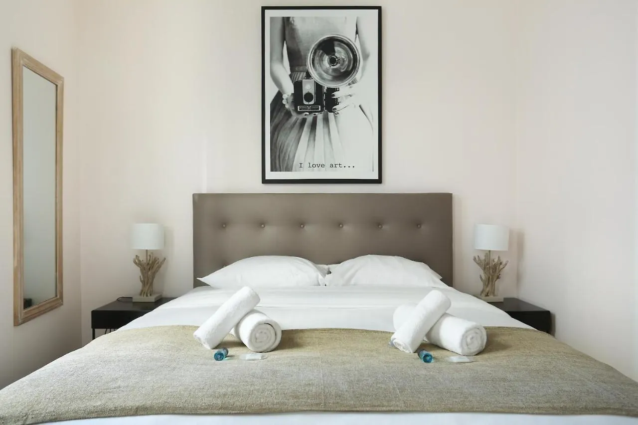Residence Grands Boulevards By Studio Prestige Paris Apartment