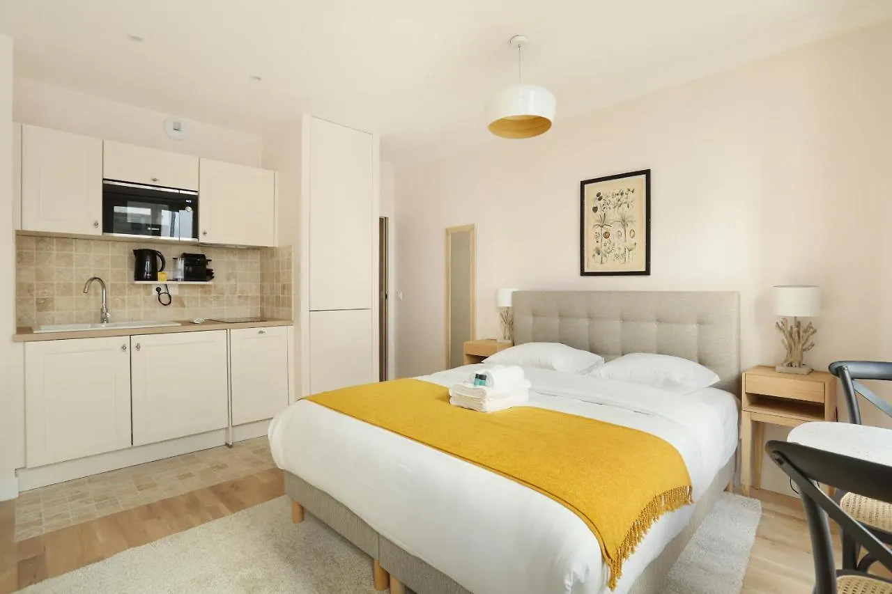 Residence Grands Boulevards By Studio Prestige Paris 0*,  France
