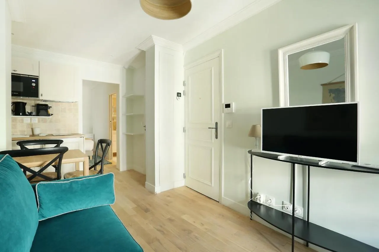 Apartment Residence Grands Boulevards By Studio Prestige Paris