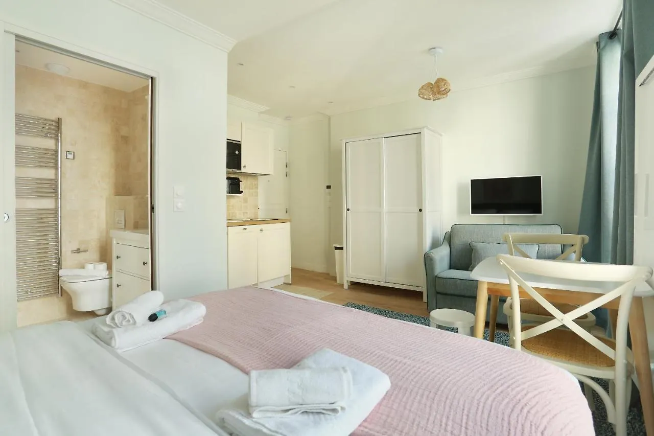Residence Grands Boulevards By Studio Prestige Paris France